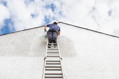 Peinture extérieure à Roiffieux — façades et ravalement
